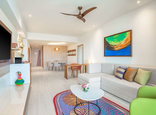 HYATT ZIVA CAP CANA - OCEAN VIEW ONE BEDROOM MASTER SUITE  LIVING ROOM